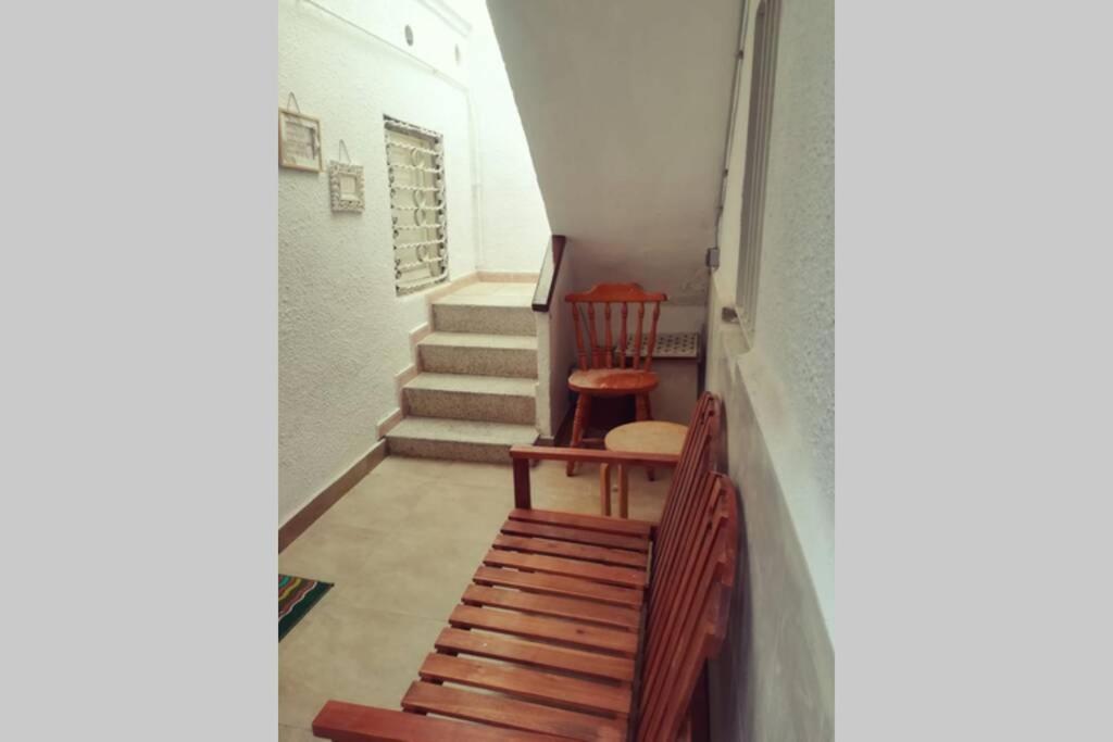 شقة M4 Cool Terrace. 1 Min To Metro. 15 Min To Center إسبلوغيس ذي يوبريغات المظهر الخارجي الصورة