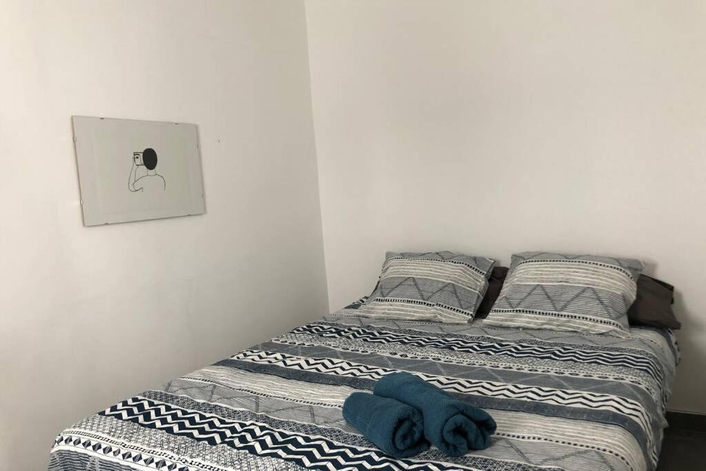 شقة M4 Cool Terrace. 1 Min To Metro. 15 Min To Center إسبلوغيس ذي يوبريغات المظهر الخارجي الصورة